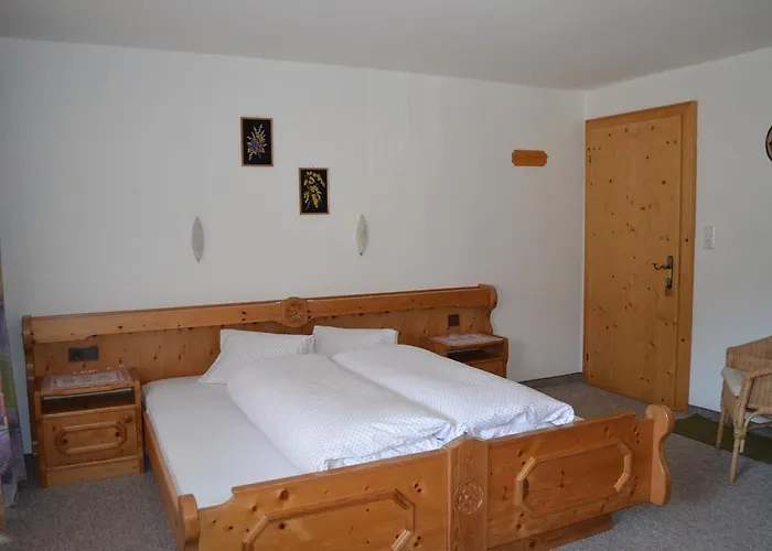 بيت ضيافة Laerchenhof 3*