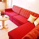Pensión Laerchenhof 3*