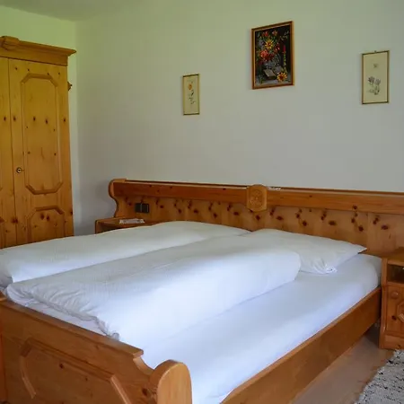 Laerchenhof Konukevi Leutasch